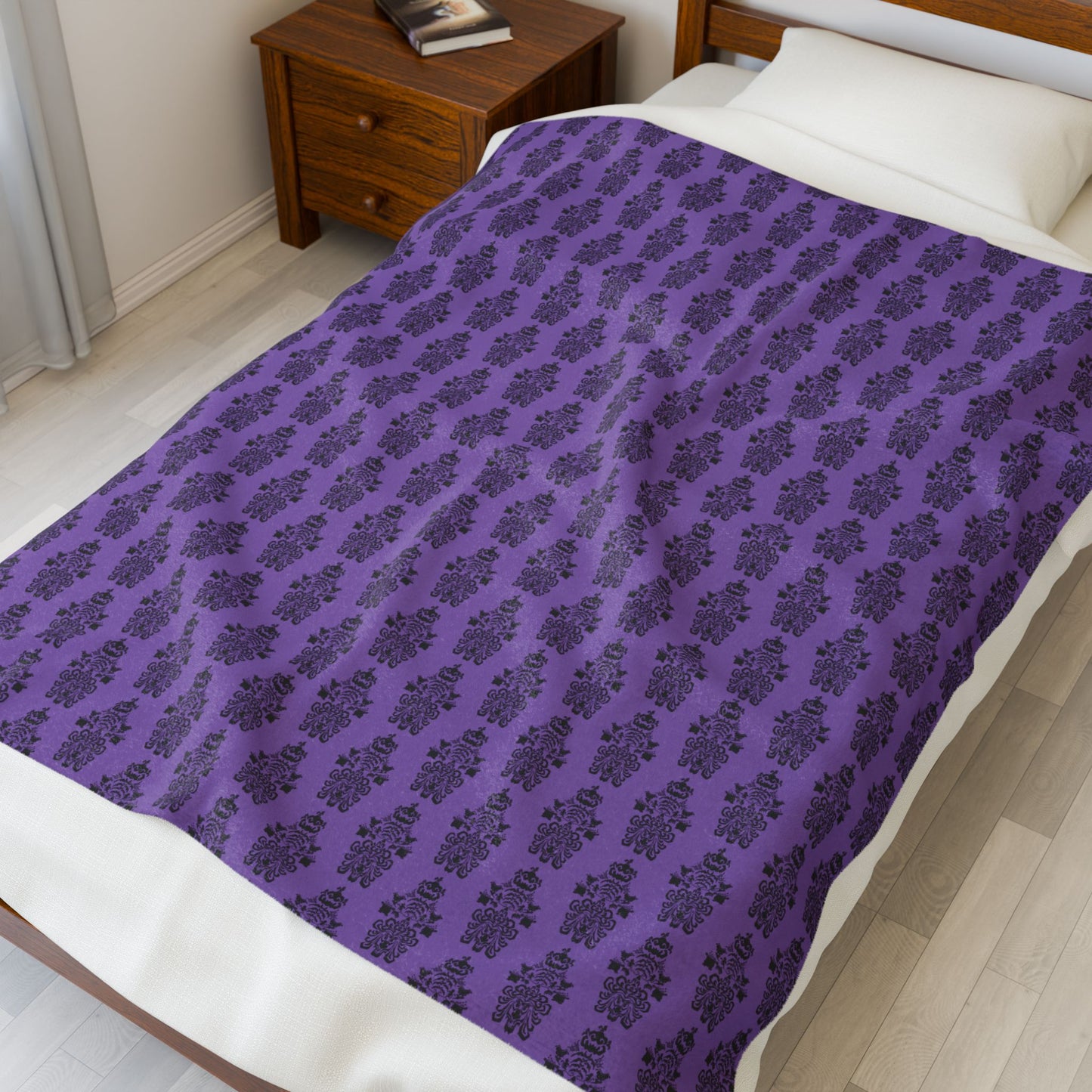 BORAH!'s Haunted Mansion Blanket (Purple/Black)