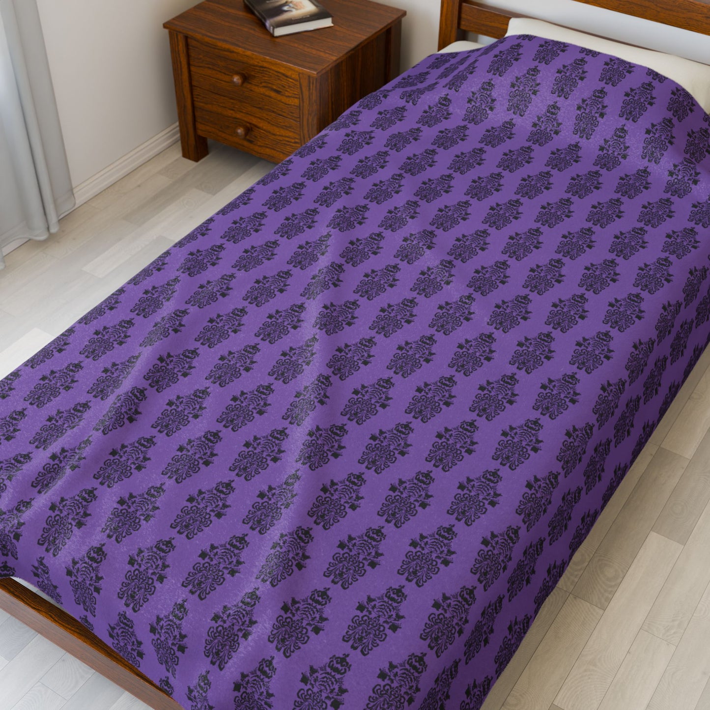 BORAH!'s Haunted Mansion Blanket (Purple/Black)