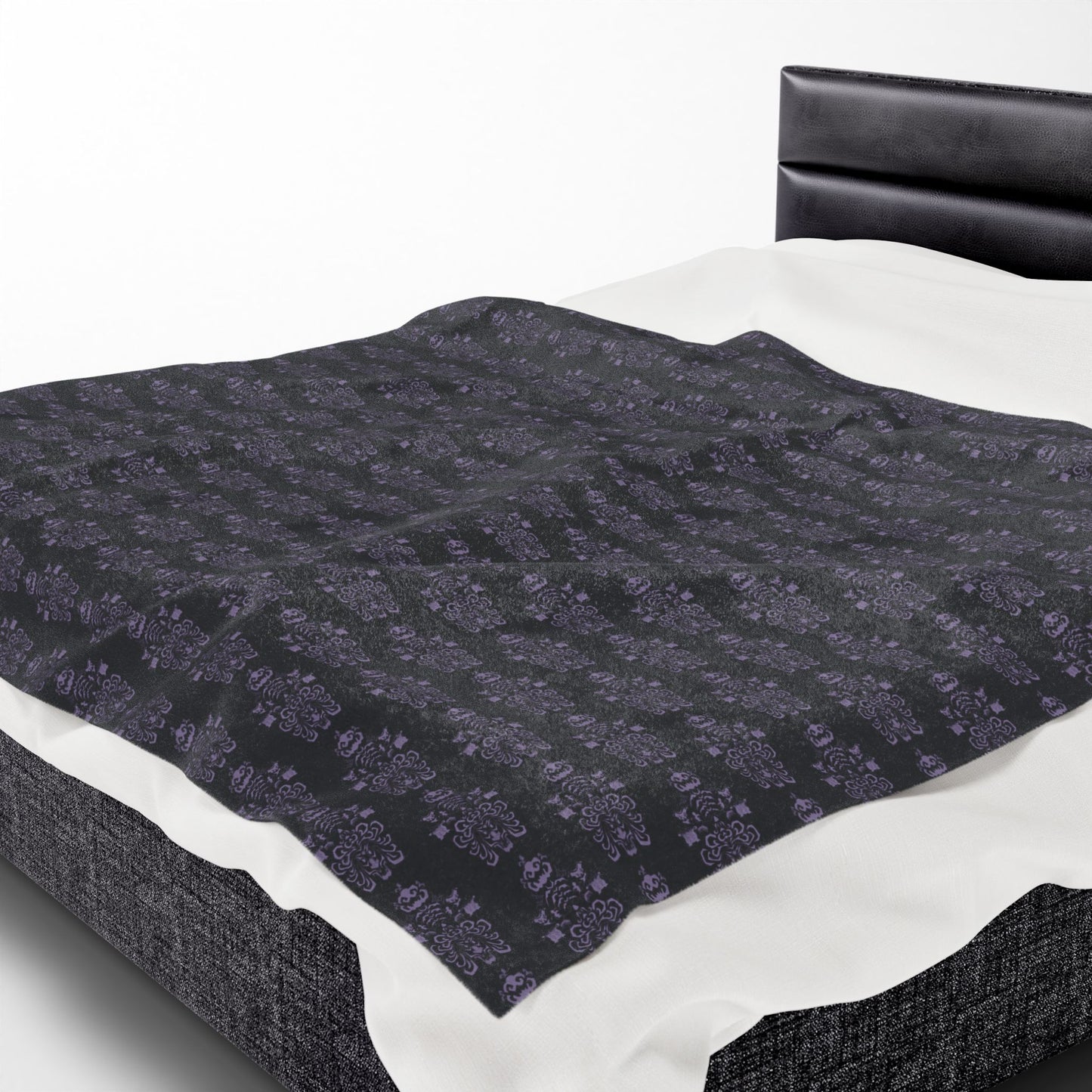 BORAH!'s Haunted Mansion Blanket (Black/Purple)
